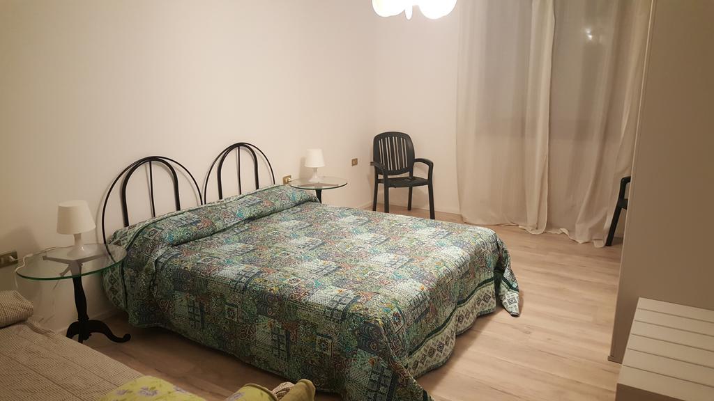 Apartment Weiss Home 리바 델 이탈리아 베로나 외부 사진